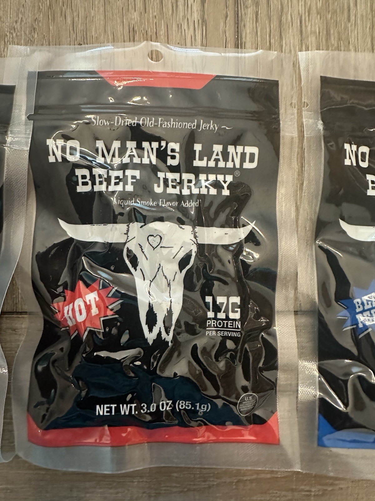 No Mans Land Beef Jerky Variety Pack. (4) 2.5 oz packs. BB 11/2026