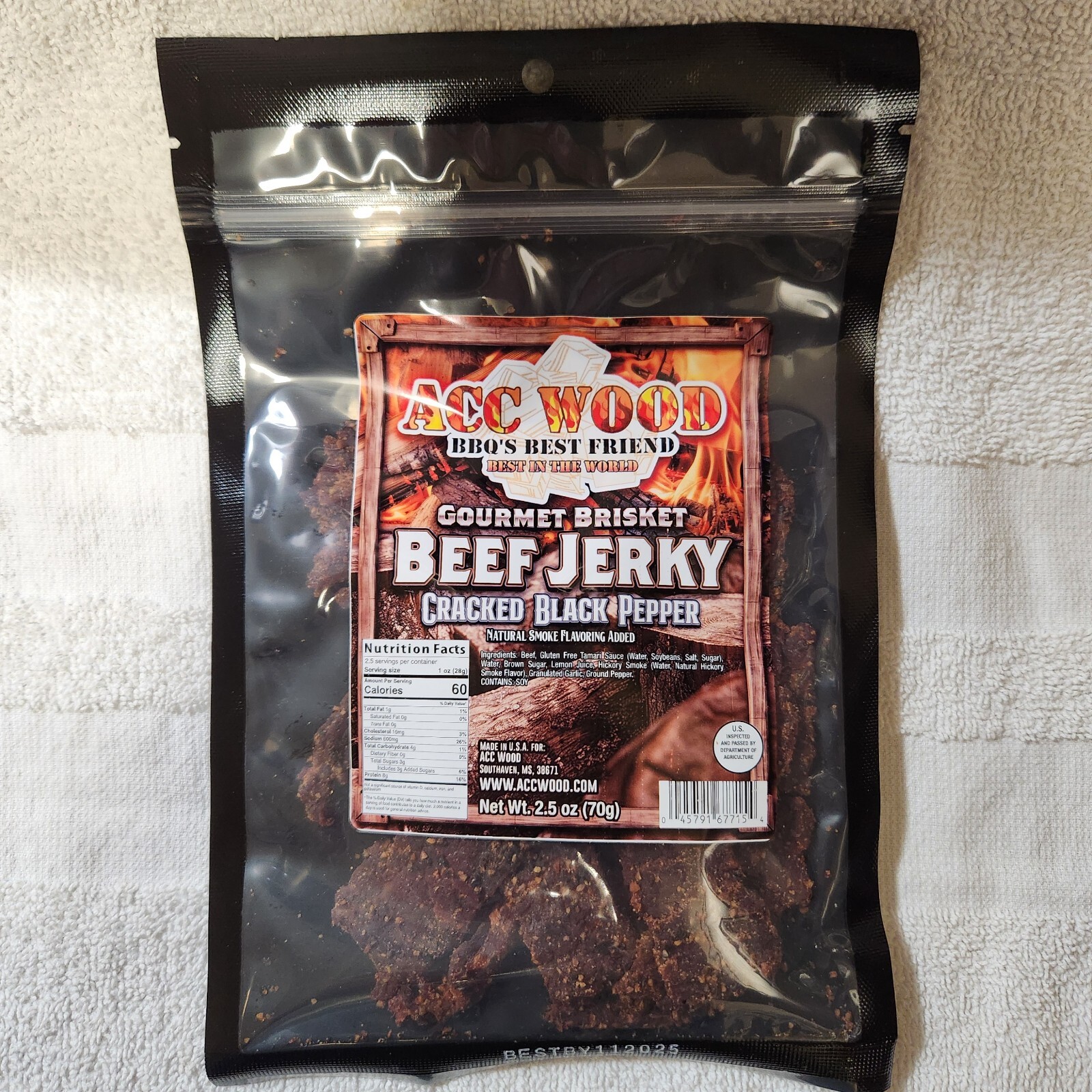 ACC WOOD CRACKED BLACK PEPPER BRISKET BEEF JERKY 2.5oz.
