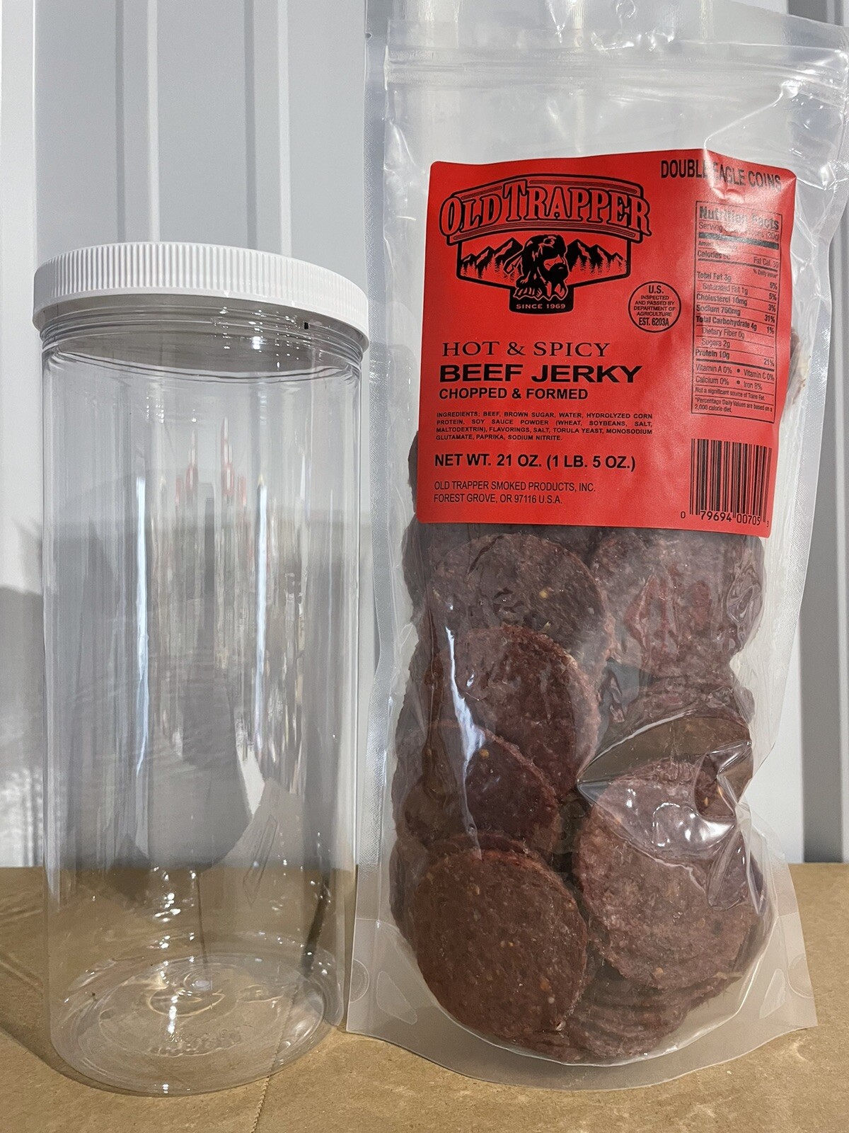 Old Trapper Beef Jerky Rounds In A Jar Hot N Spicy
