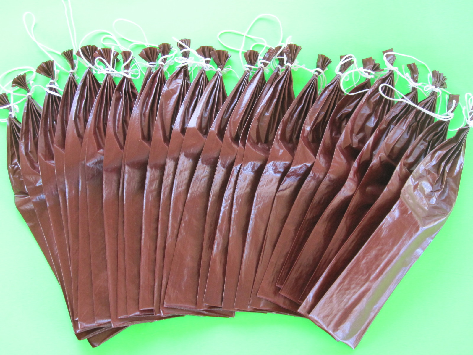 1000 FRESH Mahogany Summer Sausage Casing Sleeves skin. Add Venison, Beef etc