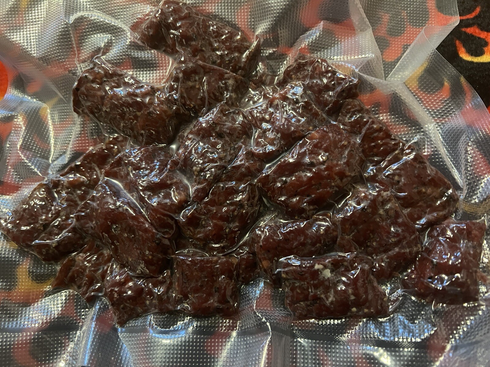 2 LBS HOT AND SWEET BEEF Jerky Fresh From Smokehouse In 4 -1/2 LB Vac Packs FAST