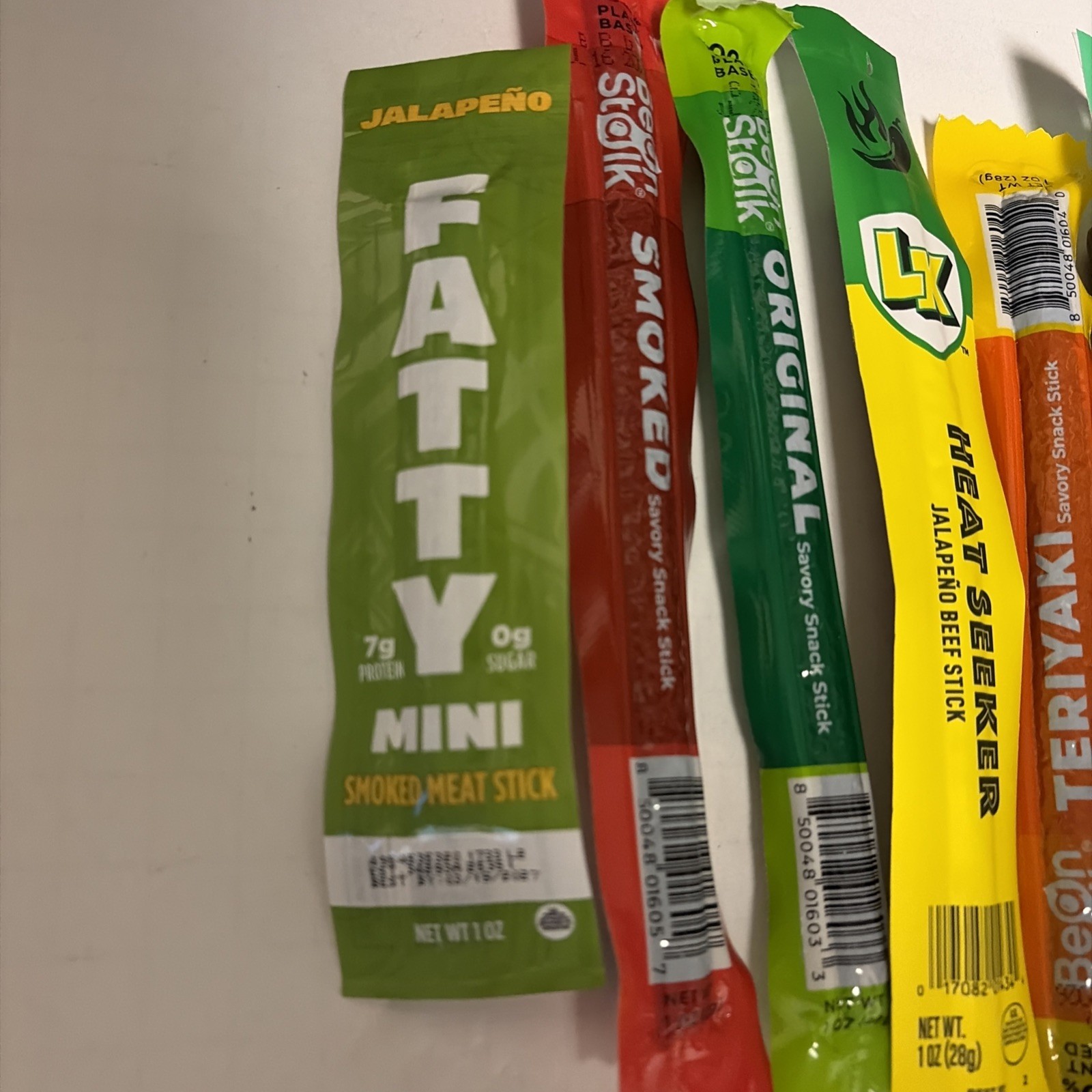 ￼Lot Of 9 Beef Jerk Snack Sticks Various Fatty Mini Smoke Show Bean Stalk lK