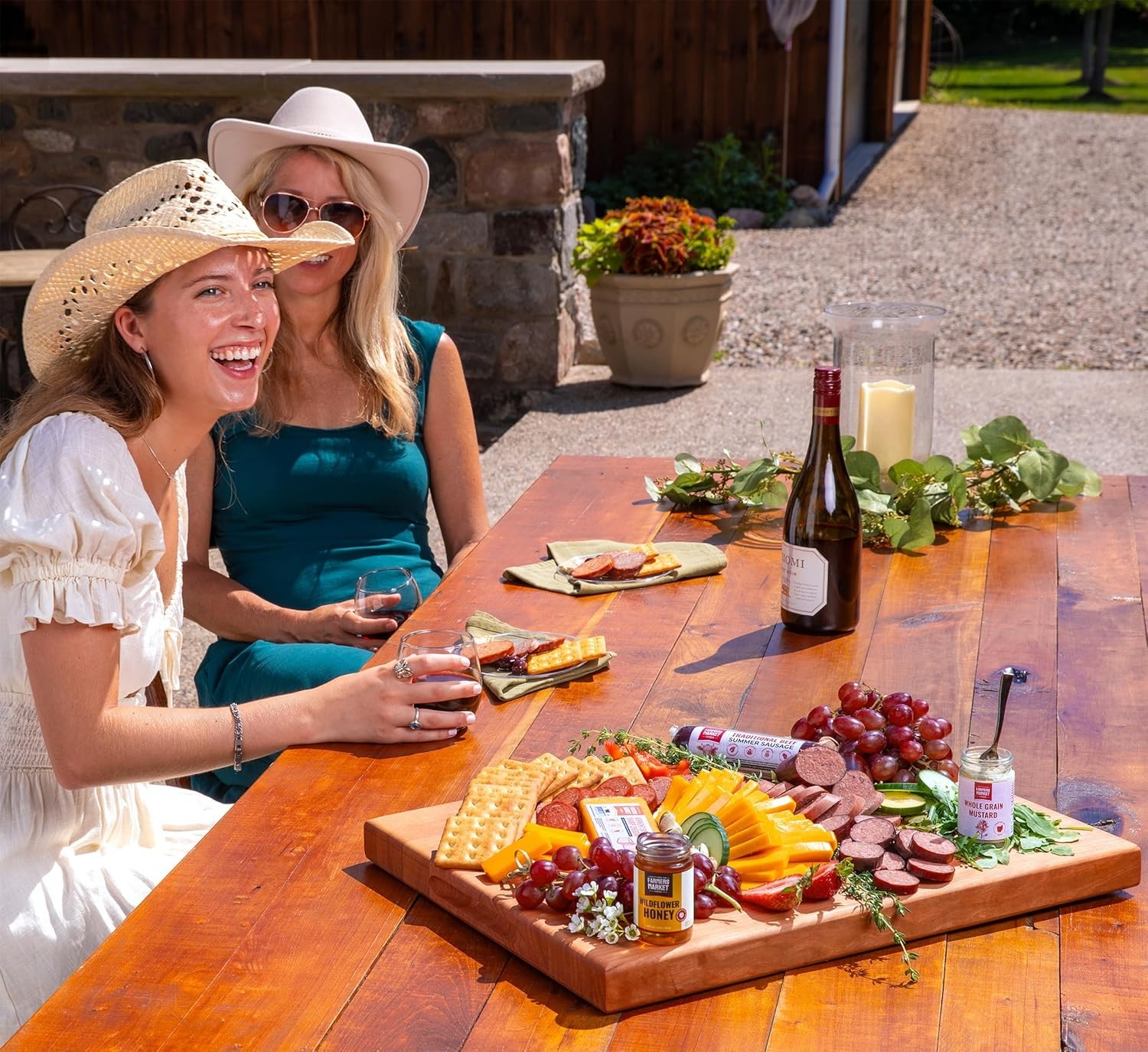 Farmers Market Foods Roasted Garlic Summer Sausage – Wisconsin Made Beef